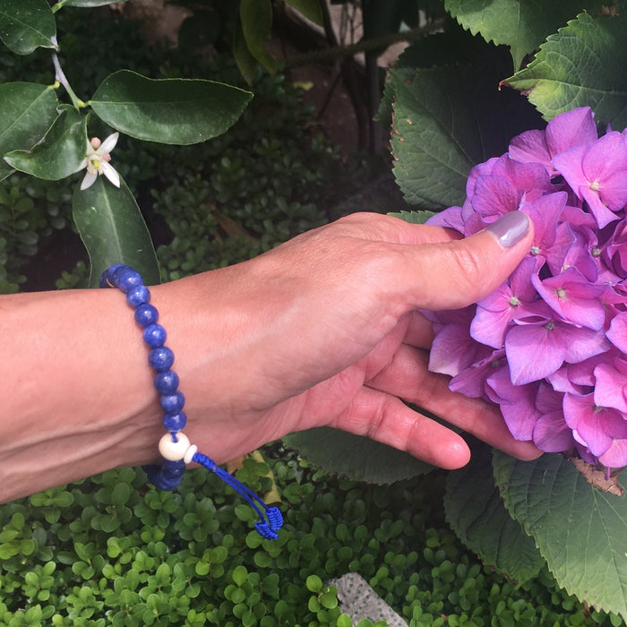 Pulsera de lapislázuli con cuentas de diferentes tamaños - NALANDA | Tu motor de búsqueda interna